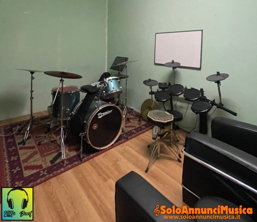 SCUOLA DI MUSICA AFFITTA SALETTE PER BAND